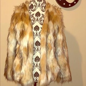 Hollister faux fur